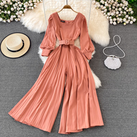 Fashionable long-sleeved jumpsuit - Thumbnail 1