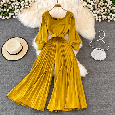 Fashionable long-sleeved jumpsuit