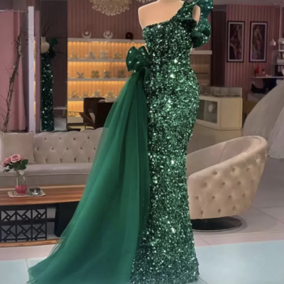 One shoulder green bridesmaid dresses sequins - Thumbnail 2