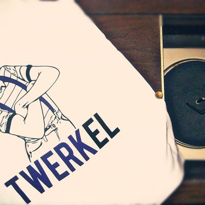 Twerkel (first edition tank- deep purple) 