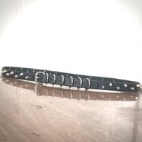 Staggered 1-row short British stud belt - Thumbnail 4