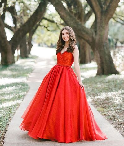 Sweet Ball Gown V Neck Red Prom Dresses with Beading