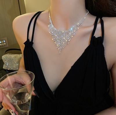 Tassel Collarbone Luxury Women Fashion European Flashy Diamond Sparkling Necklace