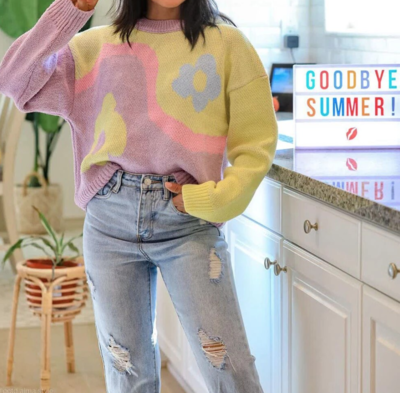 CUTE YIN YANG FLOWERS SWEATER