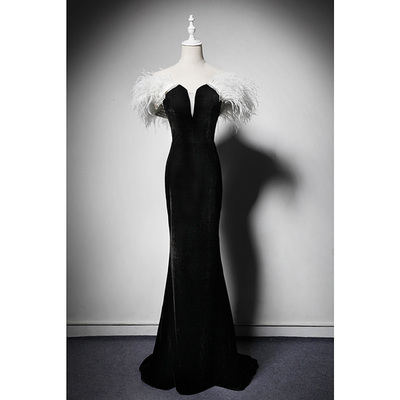 Feather Decoration Formal Black Prom Dresses Spring Long Strapless Velvet Evening Dresses Sleeveless Mermaid Evening Gowns with Sweep Train,1299
