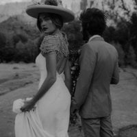 Boho bohemian Wedding Dress, Mermaid with Rhinestones Shoulders Embellishments Wedding Dress，1318 - Thumbnail 1