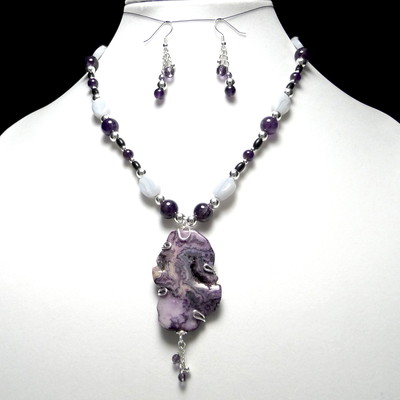 Crazy lace and amethyst set