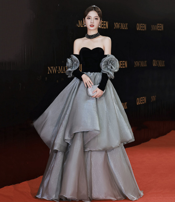 Romantic Sweetheart Neckline Long Prom Dress Evening Dress