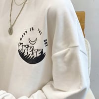 MOON IN THE SKY SWEATER - Thumbnail 3