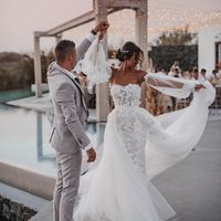 Chic Sweetheart White Lace Wedding Dresses with Sleeves - Thumbnail 4