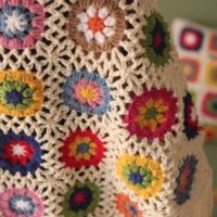 RETRO FLOWERS TASSET CAPE - Thumbnail 6