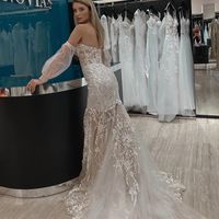 Stylish Mermaid Sweetheart Ivory Lace Wedding Dresses with Sleeves - Thumbnail 1