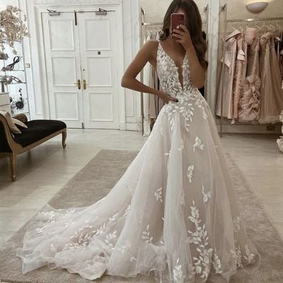 2022 fashion ball gown v neck open back lace wedding dresses,777