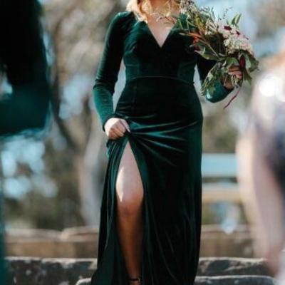 Floor length long sleeves emerald green velevet prom dresses - Thumbnail 3