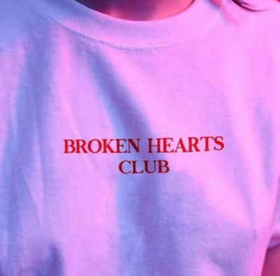 Free Shipping-"BROKEN HEARTS CLUB" TEE