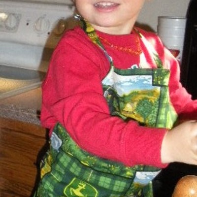 Child's play apron - Thumbnail 2