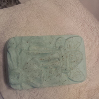 The Garden Fairy goat's milk glycerin bar in English Gardens fragrance - Thumbnail 1