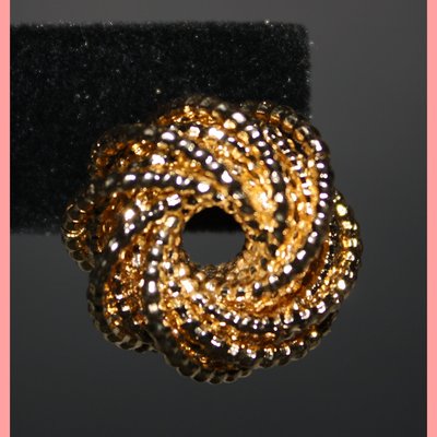 Gold twist stud earrings