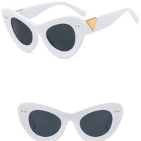 Big frame cat eye sunglasses - Thumbnail 4