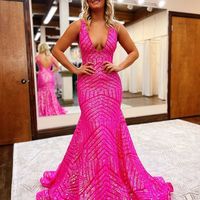 Stunning Mermaid V Neck Hot Pink Sequins Prom Dresses，822 - Thumbnail 1