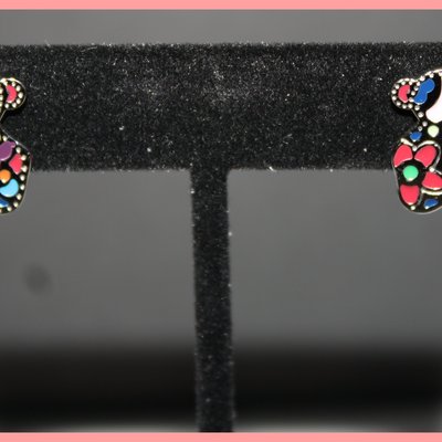 Multi-colored bear shape earrings 