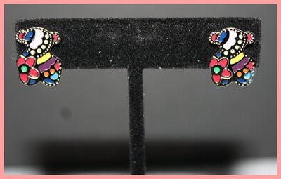 Multi-colored bear shape earrings 