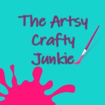 The Artsy Crafty Junkie