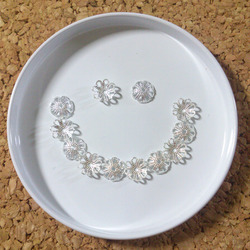 Material dream logo smiling face