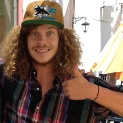 Tumblr mp6bhw7ulv1s0upsso1 500