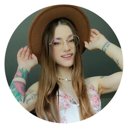 23 05 18 21 01 57 182 deco