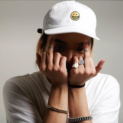 Bdceac65c39a56cb9d6917deb30bd210