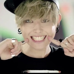 Tumblr muoa8gzxsb1sxsrclo7 1280