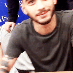 Tumblr mwiwennnrj1rgxudyo1 250