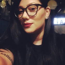 1df641fa 37f9 4571 acfb 3b36ebc342fa