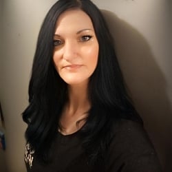 Retouch 2025031510555425